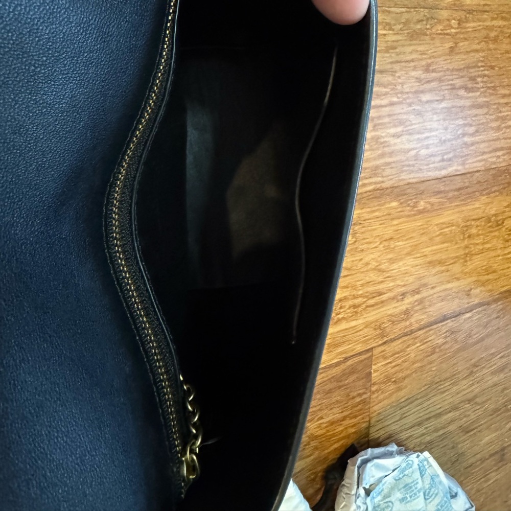 Coach Originals Turnlock Pouch Black Crossbody Bag with Gold Accents - Picture 7 of 9